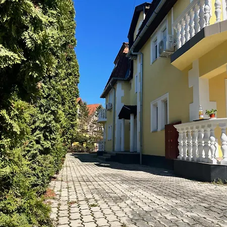 3 Barát